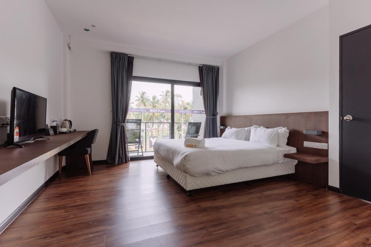 Roxy Sematan Villa & Townhouse 외부 사진