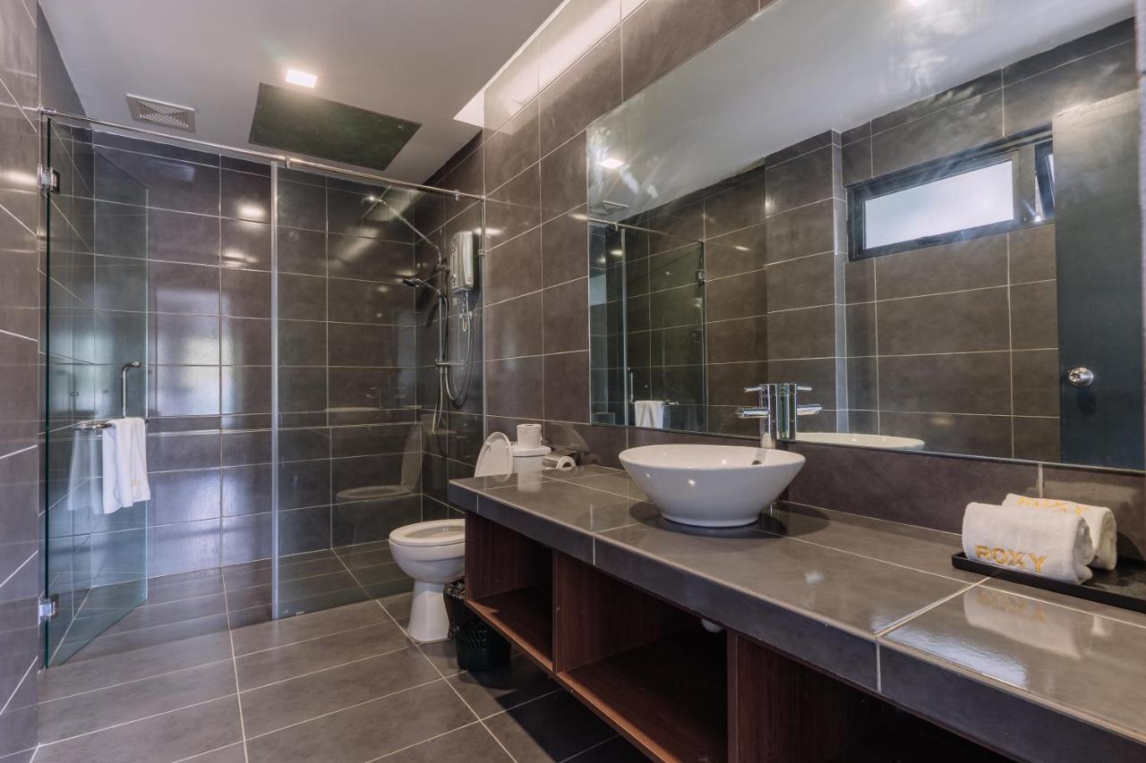 Roxy Sematan Villa & Townhouse 외부 사진