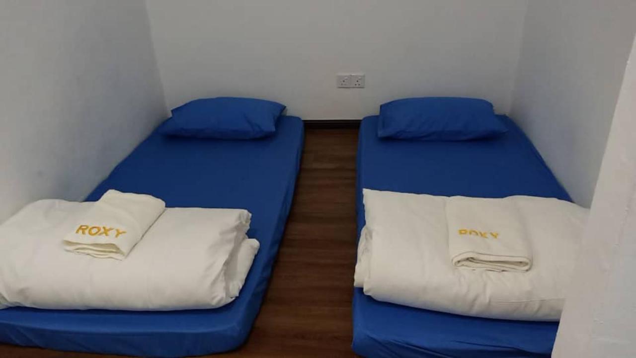 Roxy Sematan Villa & Townhouse 외부 사진