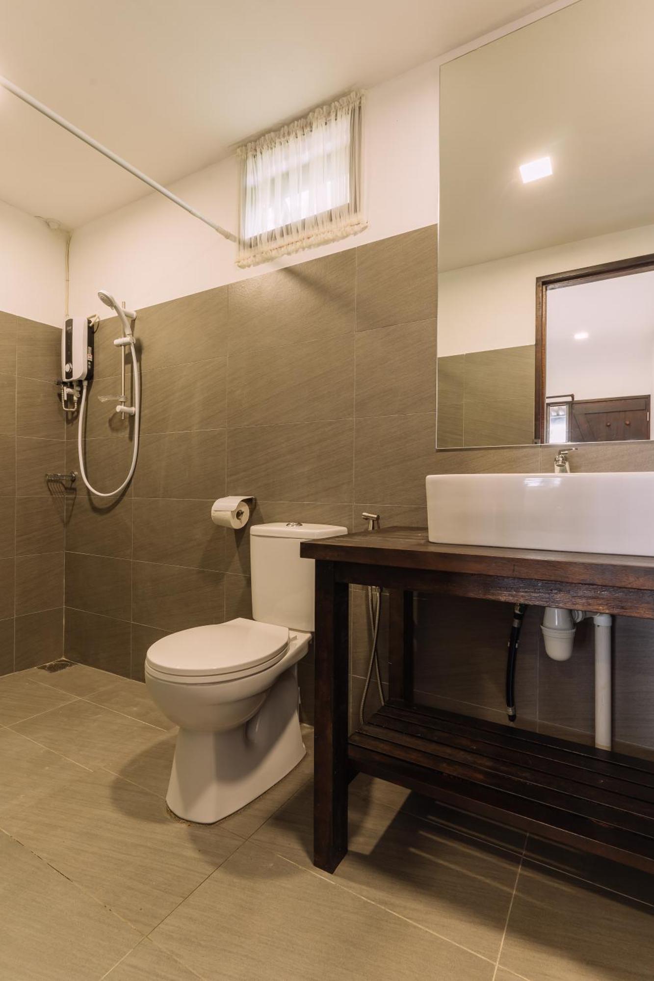 Roxy Sematan Villa & Townhouse 외부 사진